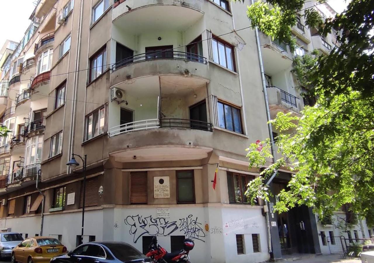 Spacious City View Apartment With Balcony Bukarest Eksteriør billede